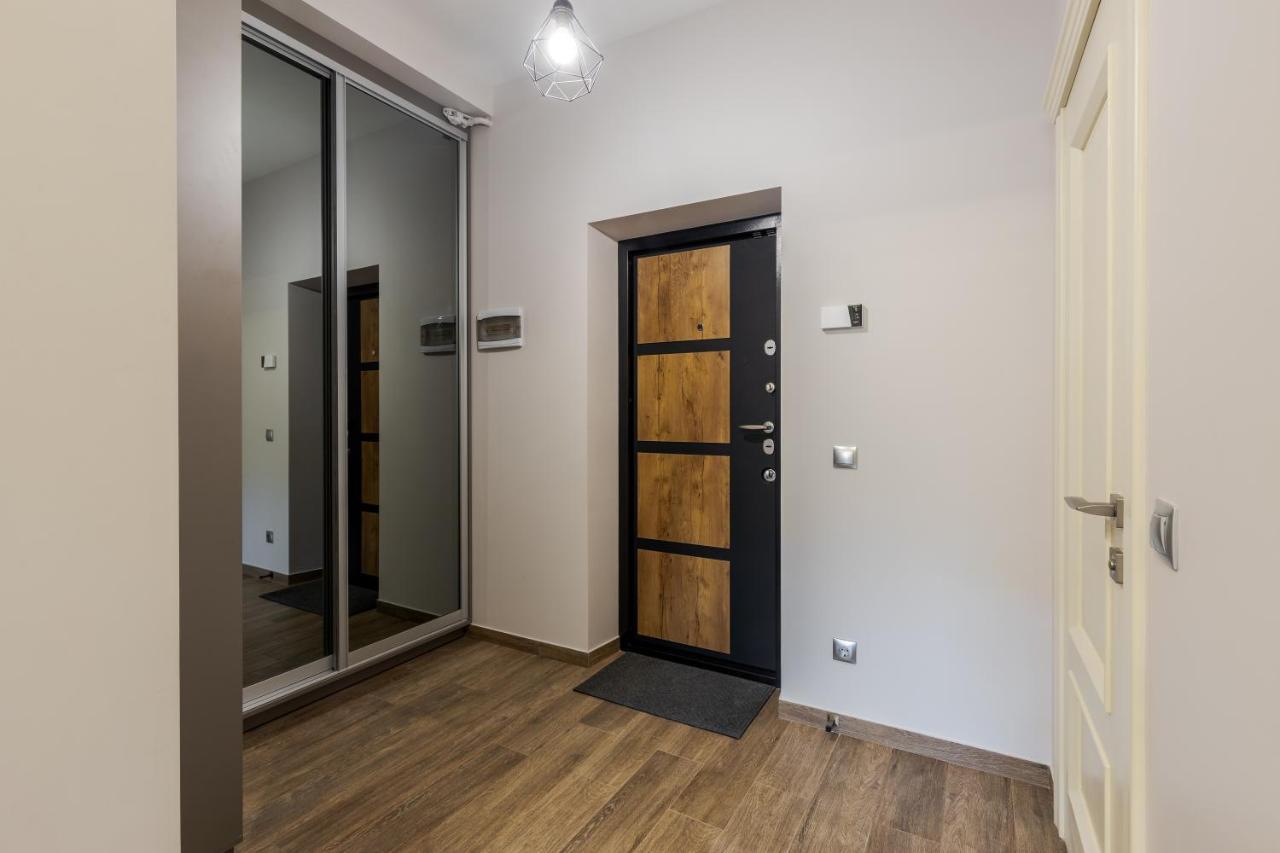 Inshiapartments On Kovzhuna Str 利沃夫 外观 照片