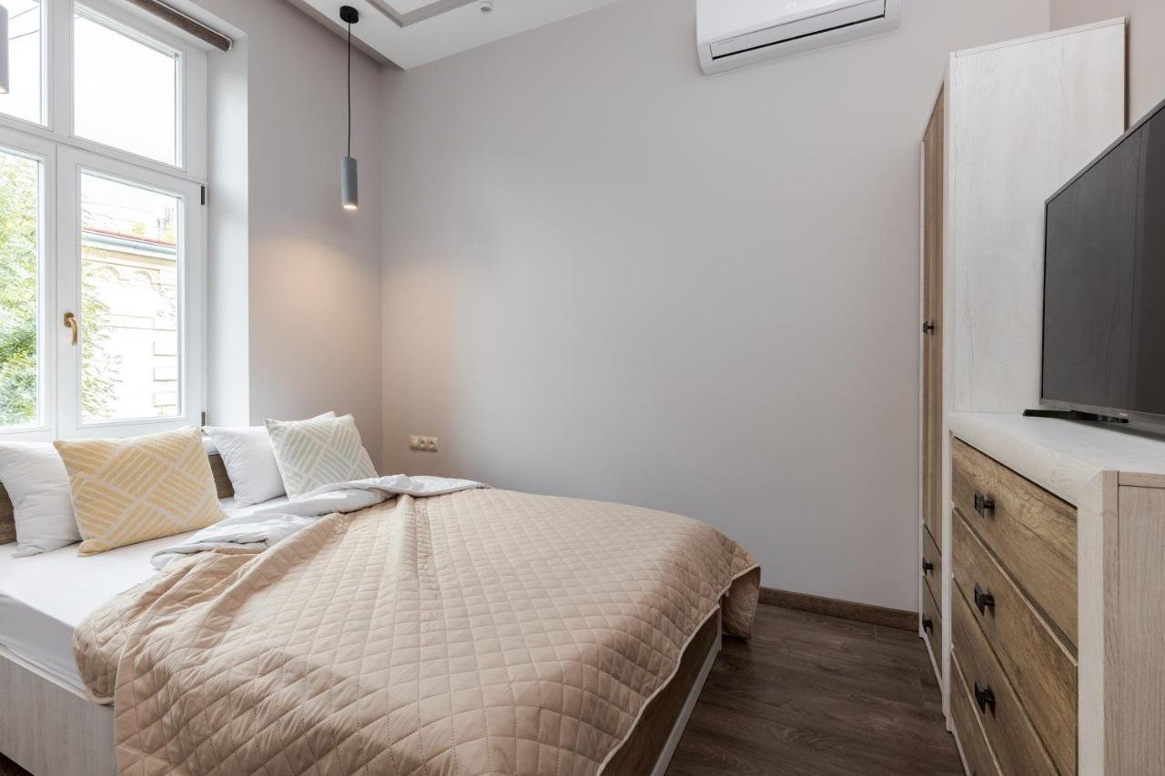 Inshiapartments On Kovzhuna Str 利沃夫 外观 照片